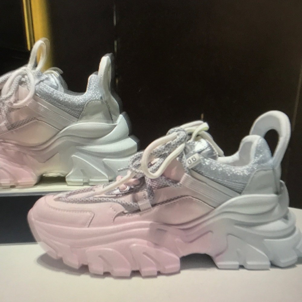 Men’s shoes